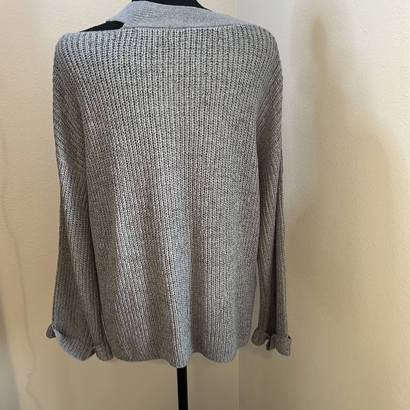 Elan Gray Off-the-Shoulder Sweater - Picture 5 of 8